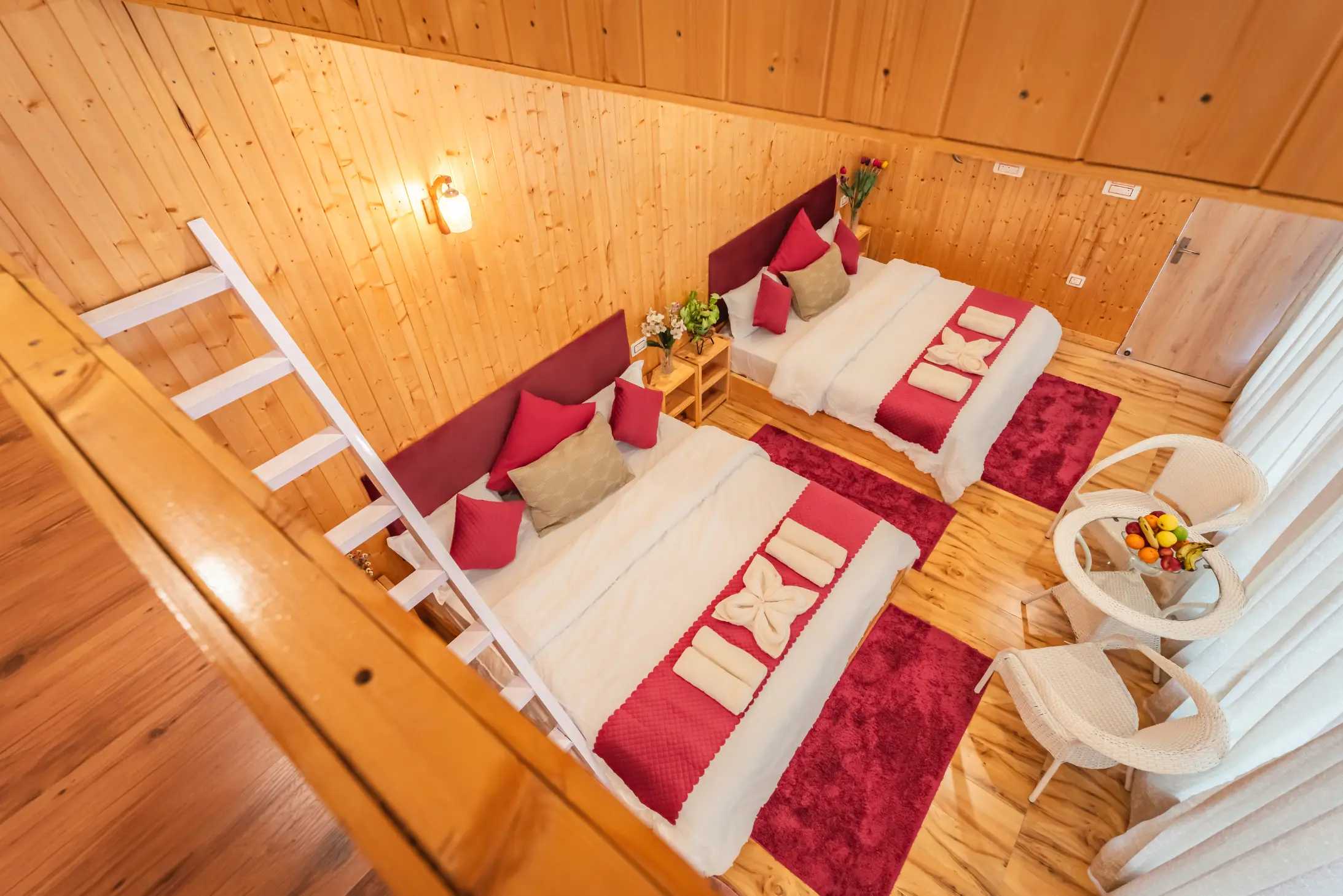 Pinewoods-Cottage-Double-Bed