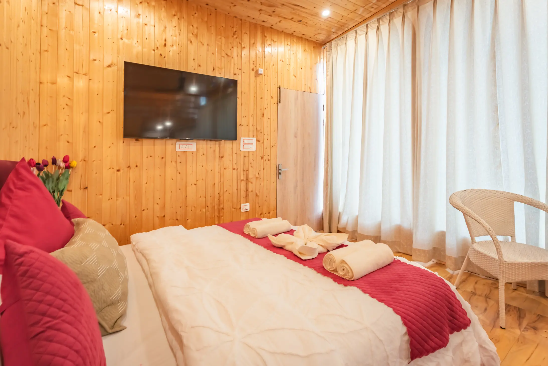 Pinewoods-Single-Bed